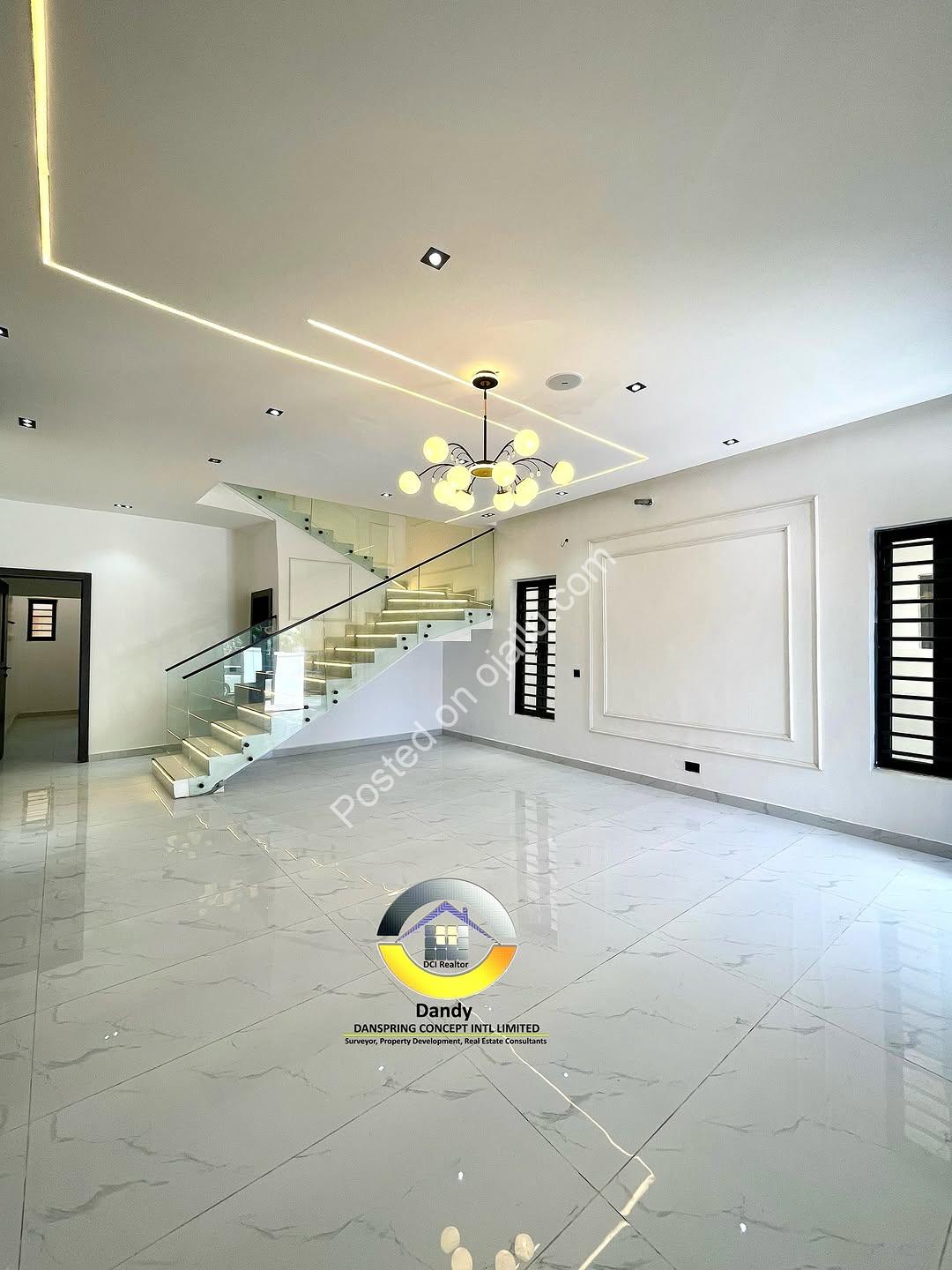 Lekki’s Grand 5-Bedroom Oasis with BQ