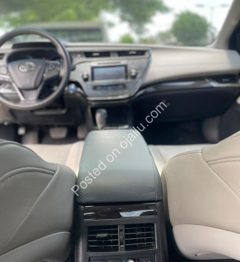 Toyota Avalon Hybrid: Unbeatable 19.8M Naira Luxury