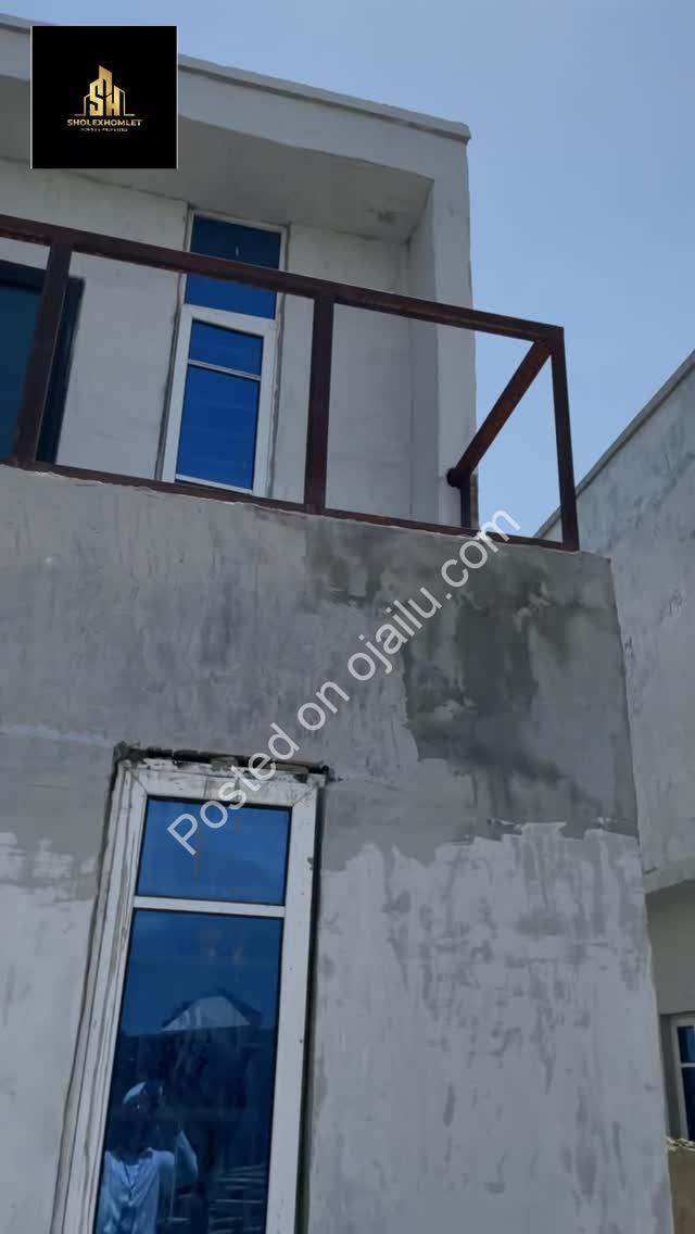 Live Your Dream in Sholex Golf Estate