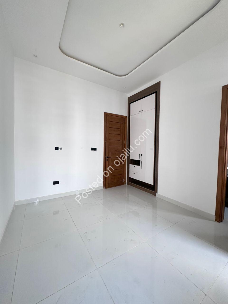 Sleek 5-Bed Villa with Pool & Cinema in Gated Estate