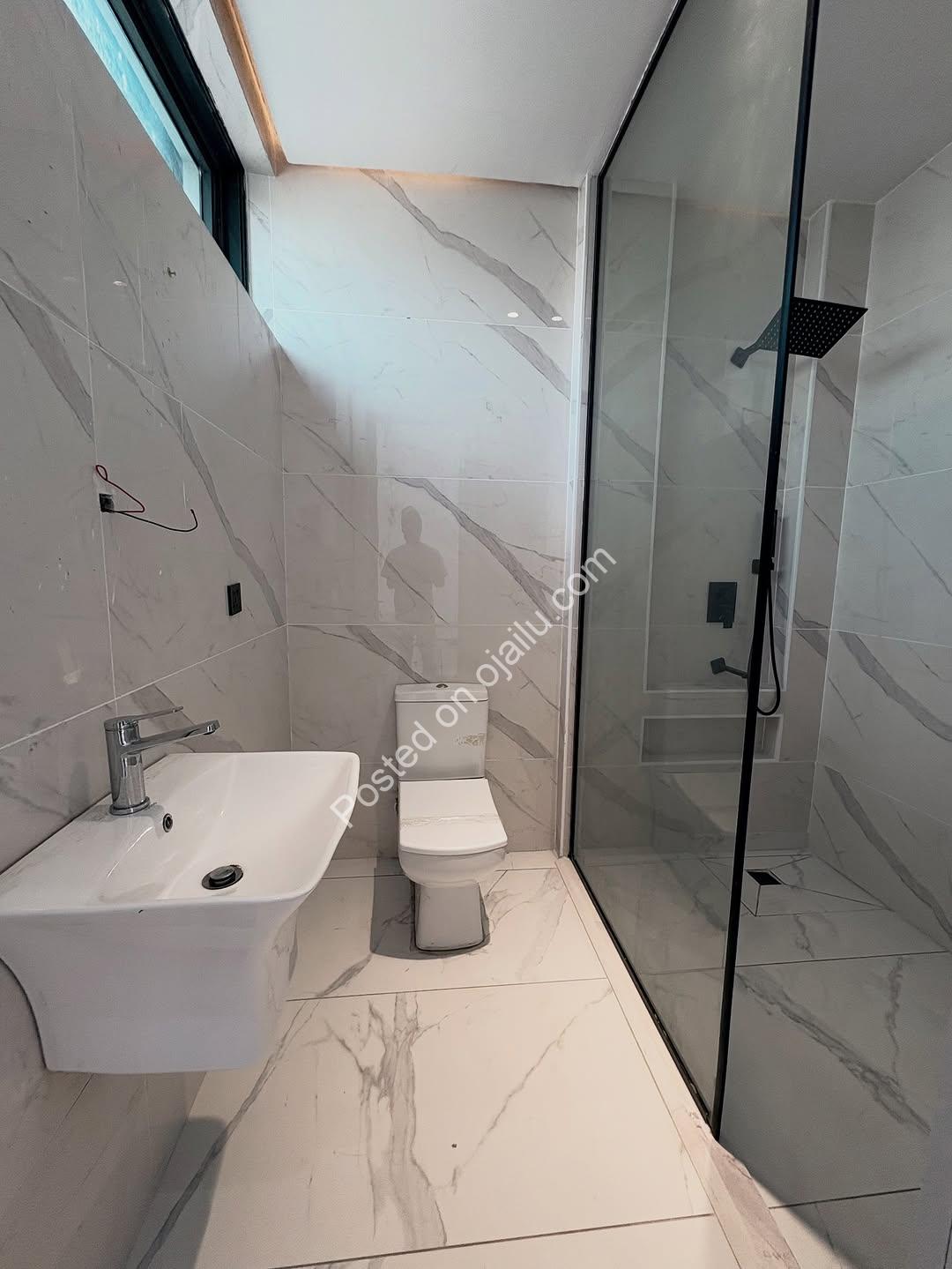 Lekki’s Ultimate 6-Bedroom Estate Masterpiece