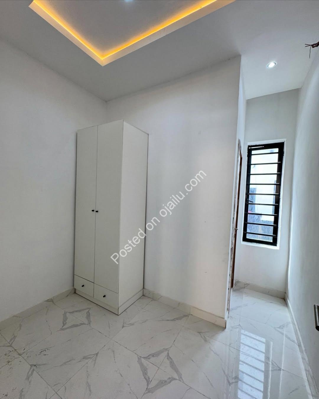 Stunning 4-Bed Terrace Duplex in Prime Ikota