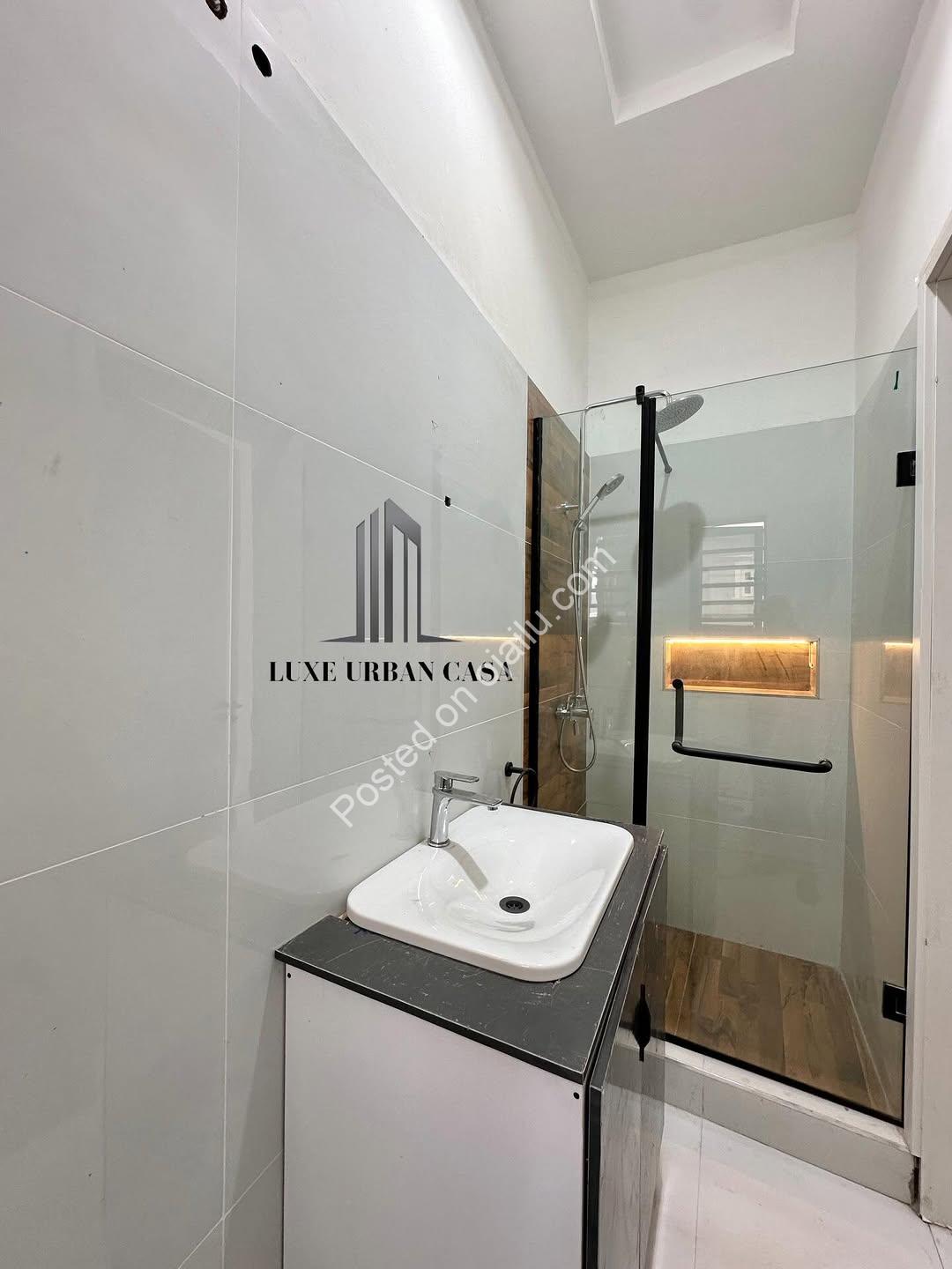 Chevron’s Premier 4-Bedroom Haven with Luxury Amenities