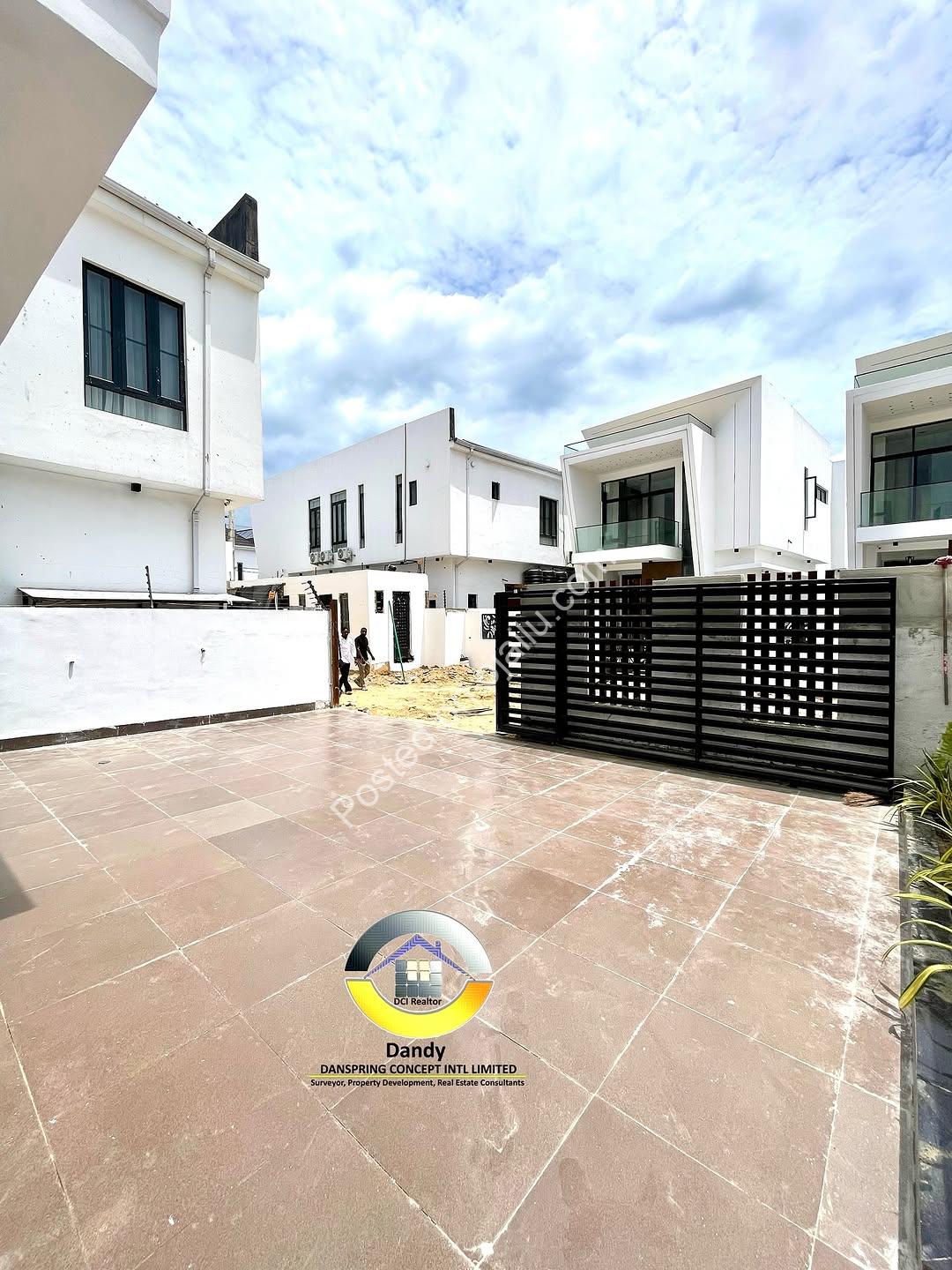Lekki’s New 4-Bed Haven with Resort-Style Pool