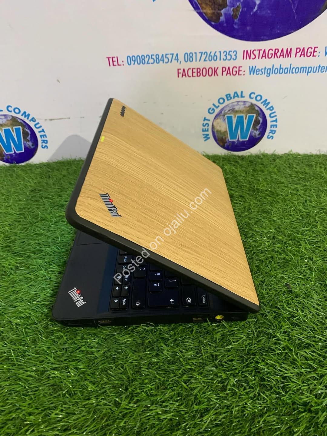 Unleash Power: Lenovo X131e with 6GB RAM & SSD Speed!