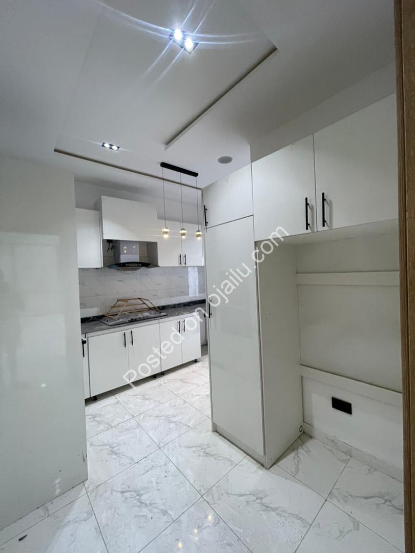 Sleek 4BR Terrace Duplex in Prime Lekki