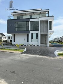 3863702136677085658_img_0