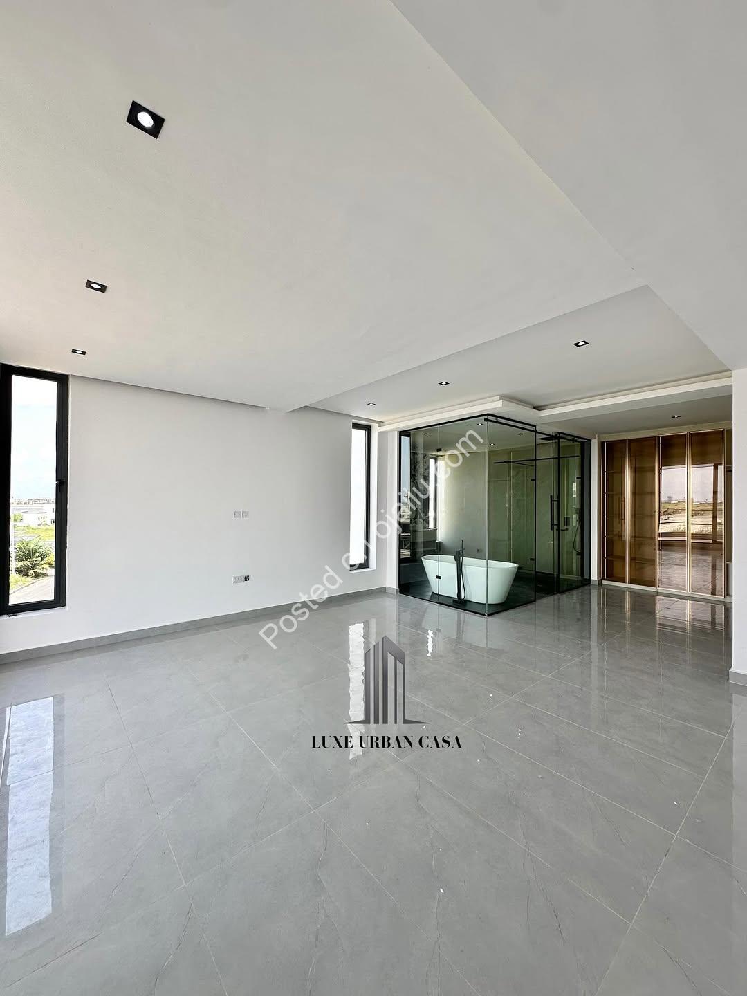 5-Bed Cinematic Haven in Lekki with Pool & Elevator