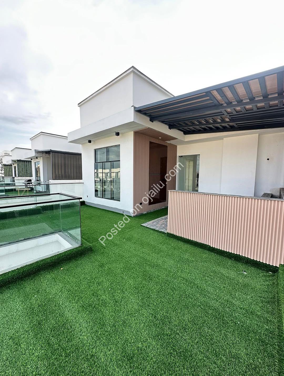 Lekki’s Ultimate 5-Bedroom Estate Oasis