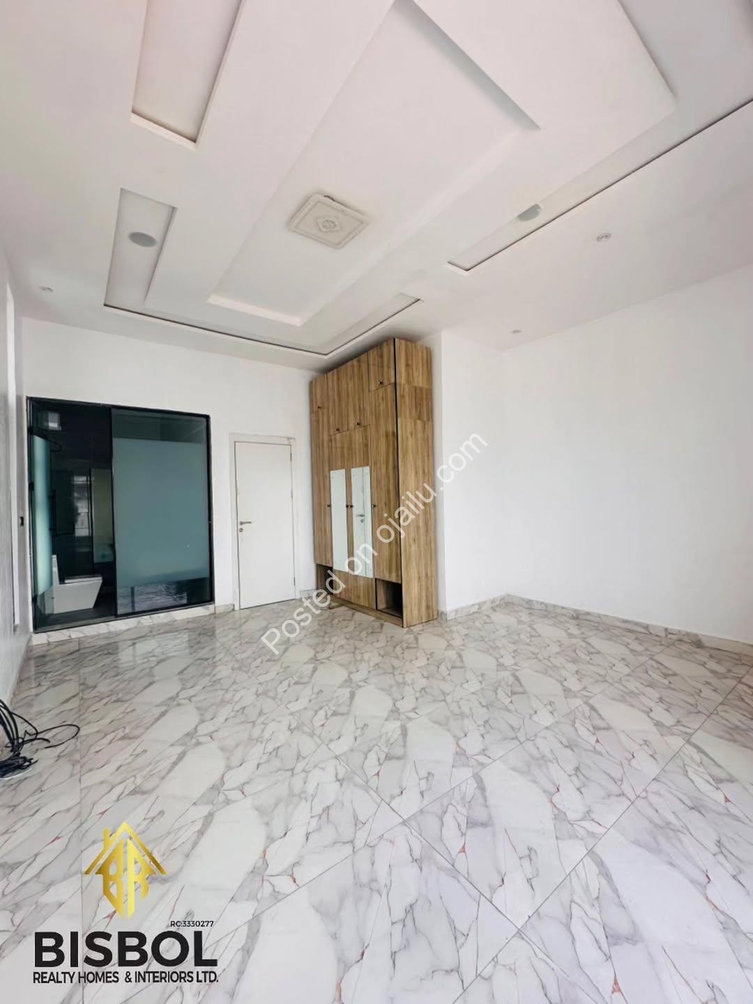 Move-In Ready 4-Bed Duplex in Gated Lekki Estate