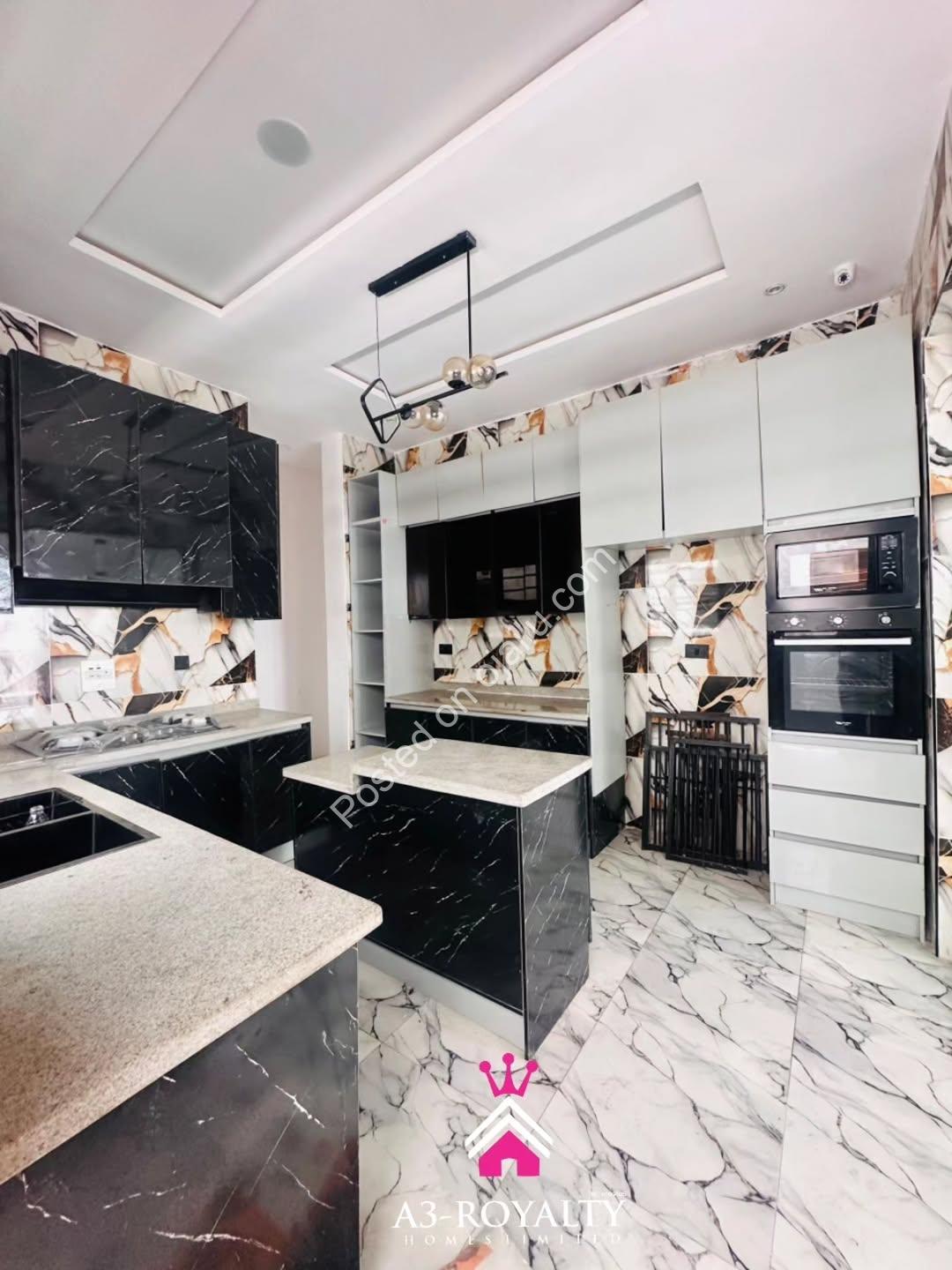 Move-In Ready 4-Bed Duplex in Gated Lekki Estate