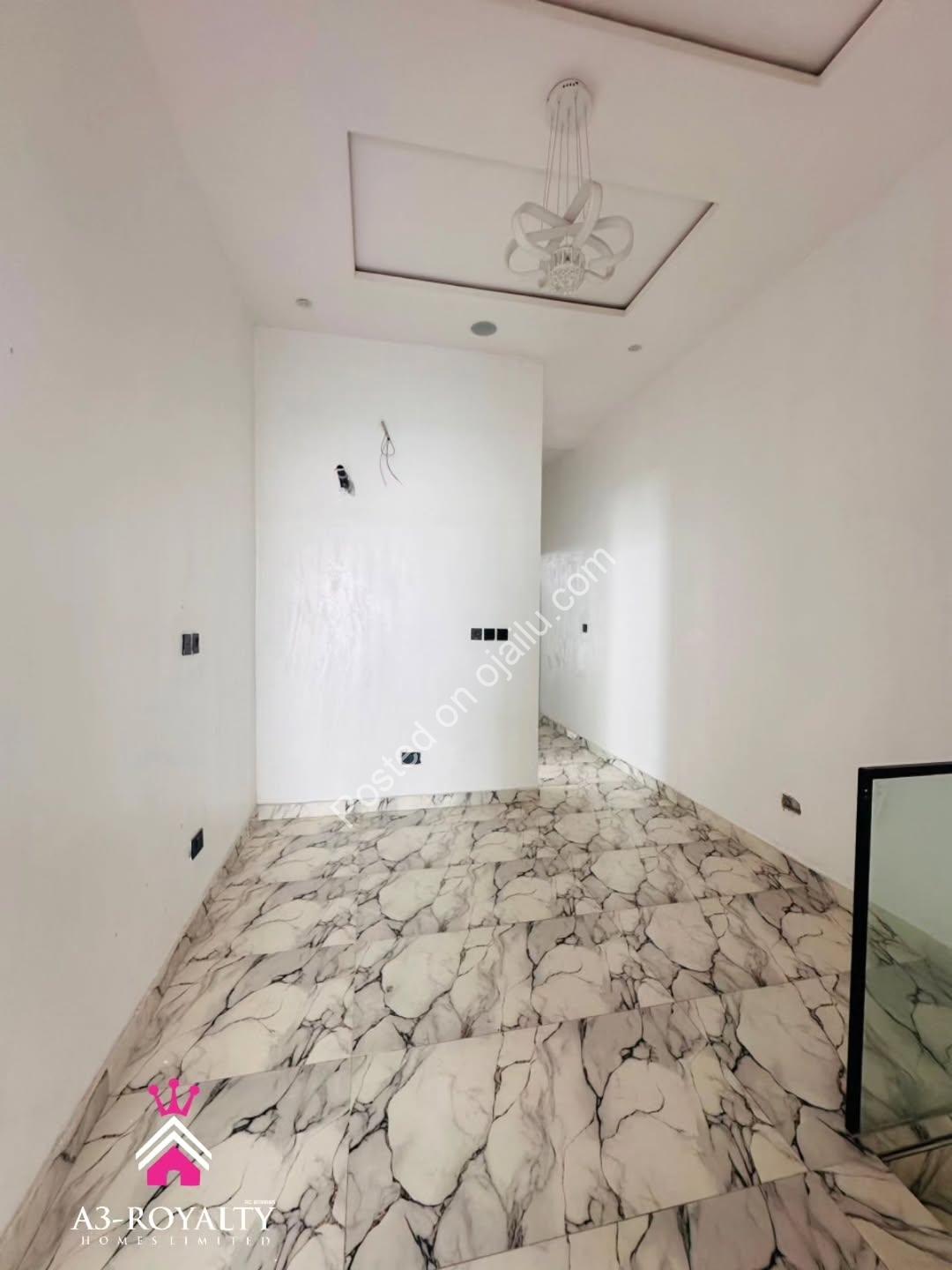 Move-In Ready 4-Bed Duplex in Gated Lekki Estate