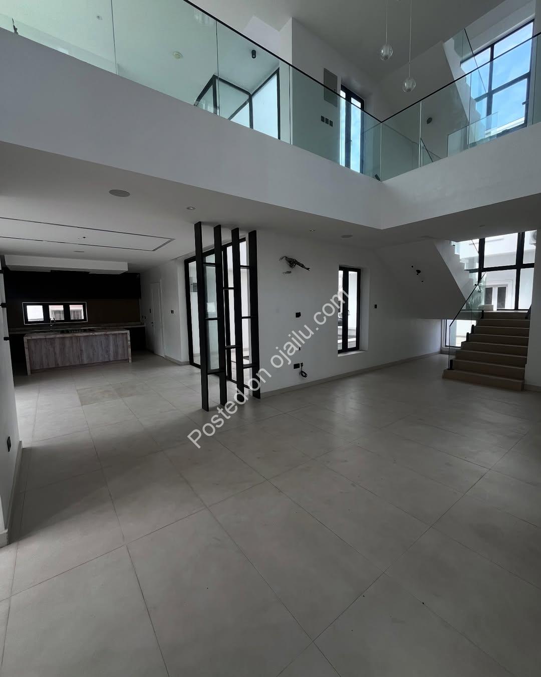 Lekki’s Ultimate 5-Bedroom Estate with Cinema & Pool