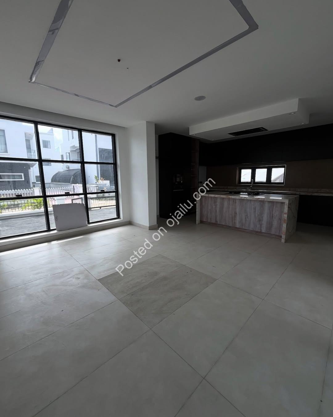 Lekki’s Ultimate 5-Bedroom Estate with Cinema & Pool
