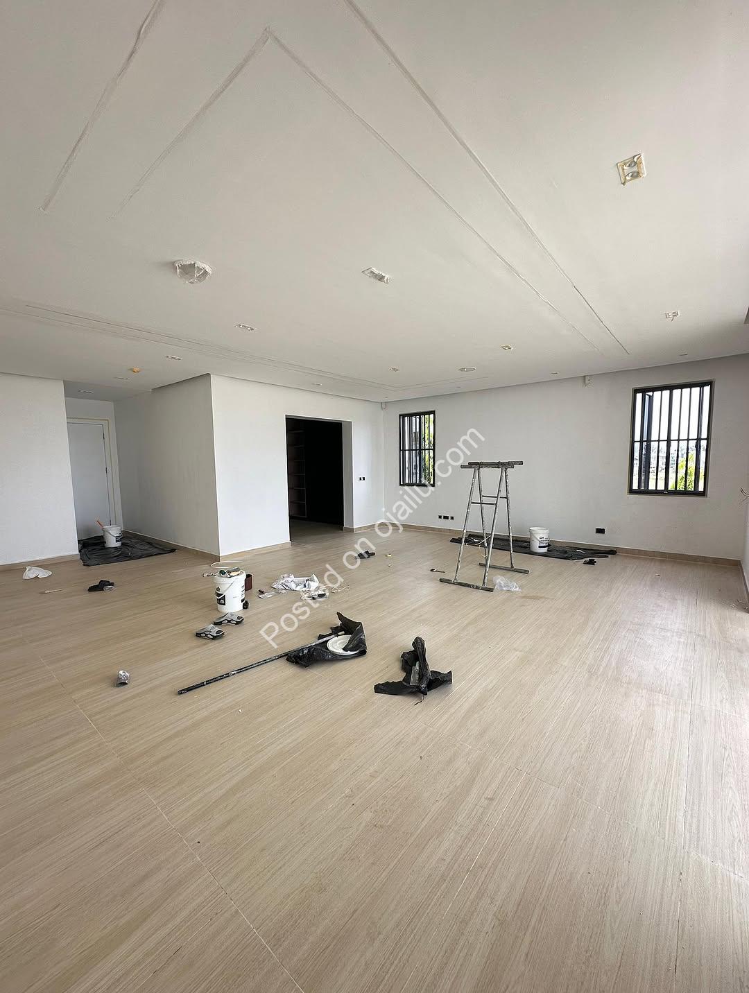 Sleek 5-Bed Duplex with Rooftop & Pool in Ikate