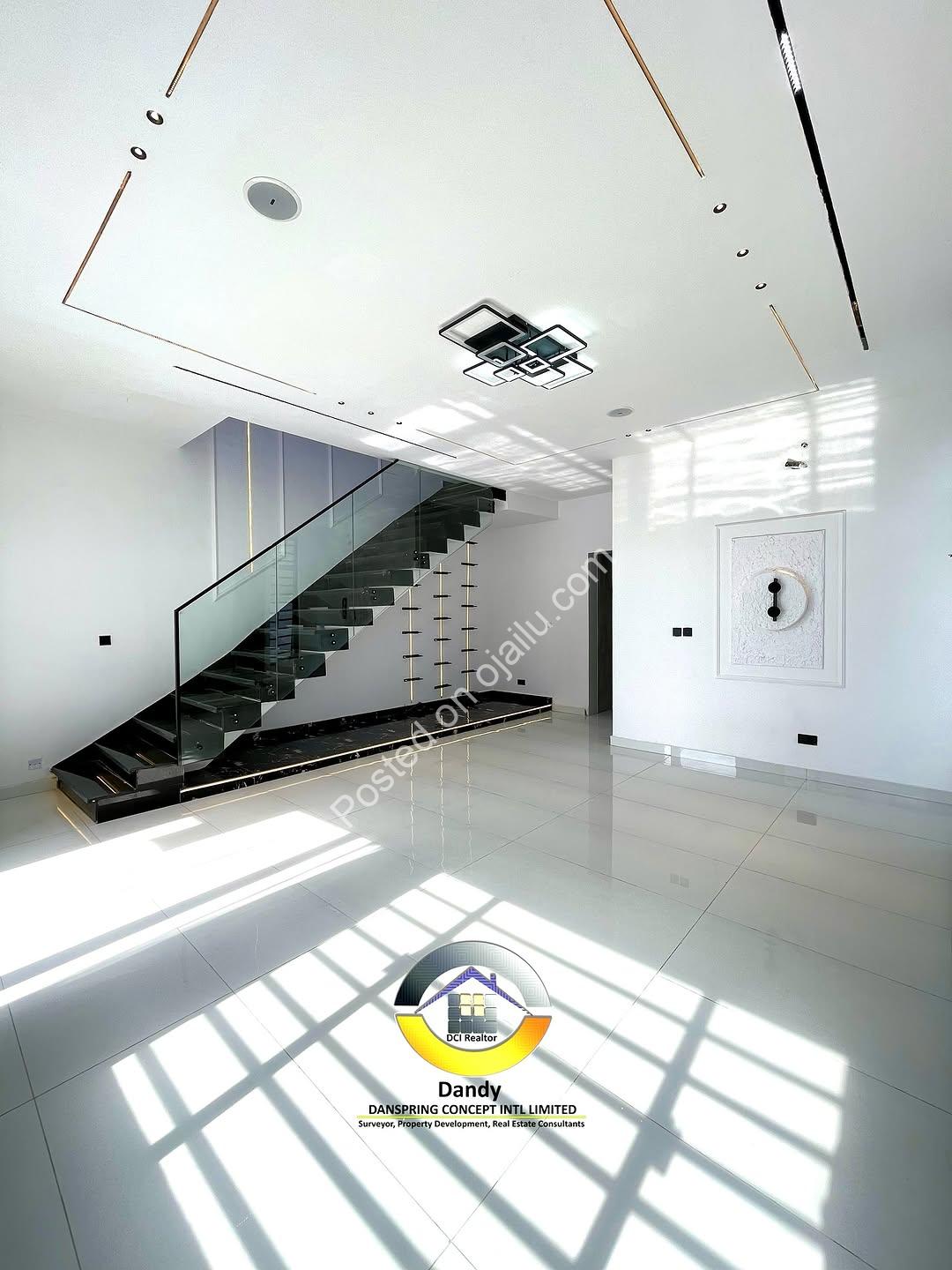 Lekki’s Finest: 4-Bed Ensuite Haven with BQ