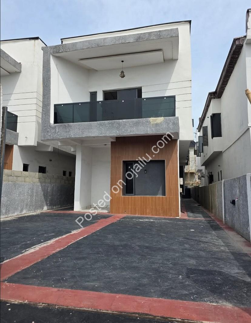 Sangotedo’s Serene 4-Bed Dulex with Private Pool