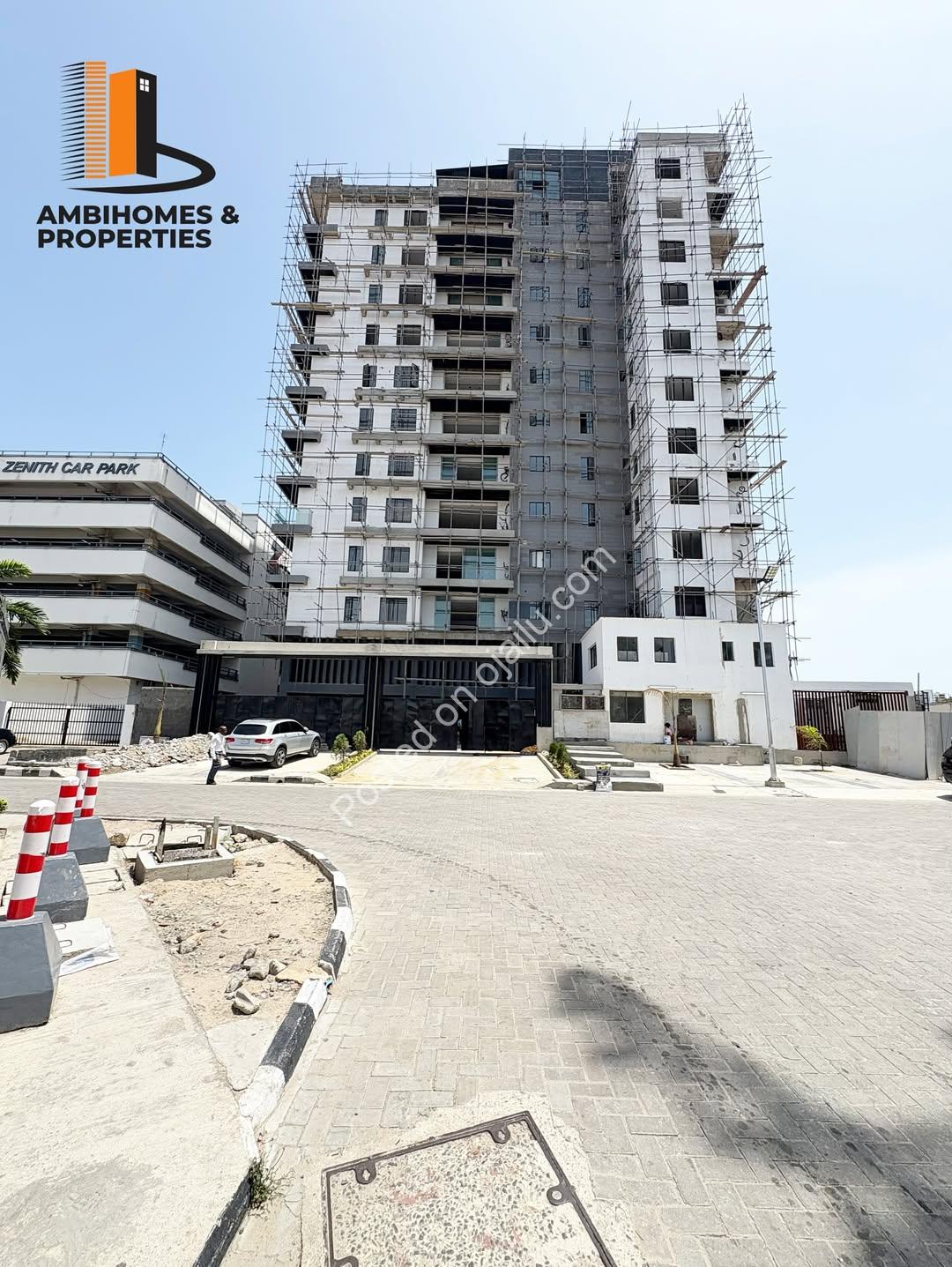 Live Your Dream: 3 & 5BR Island Havens in VI