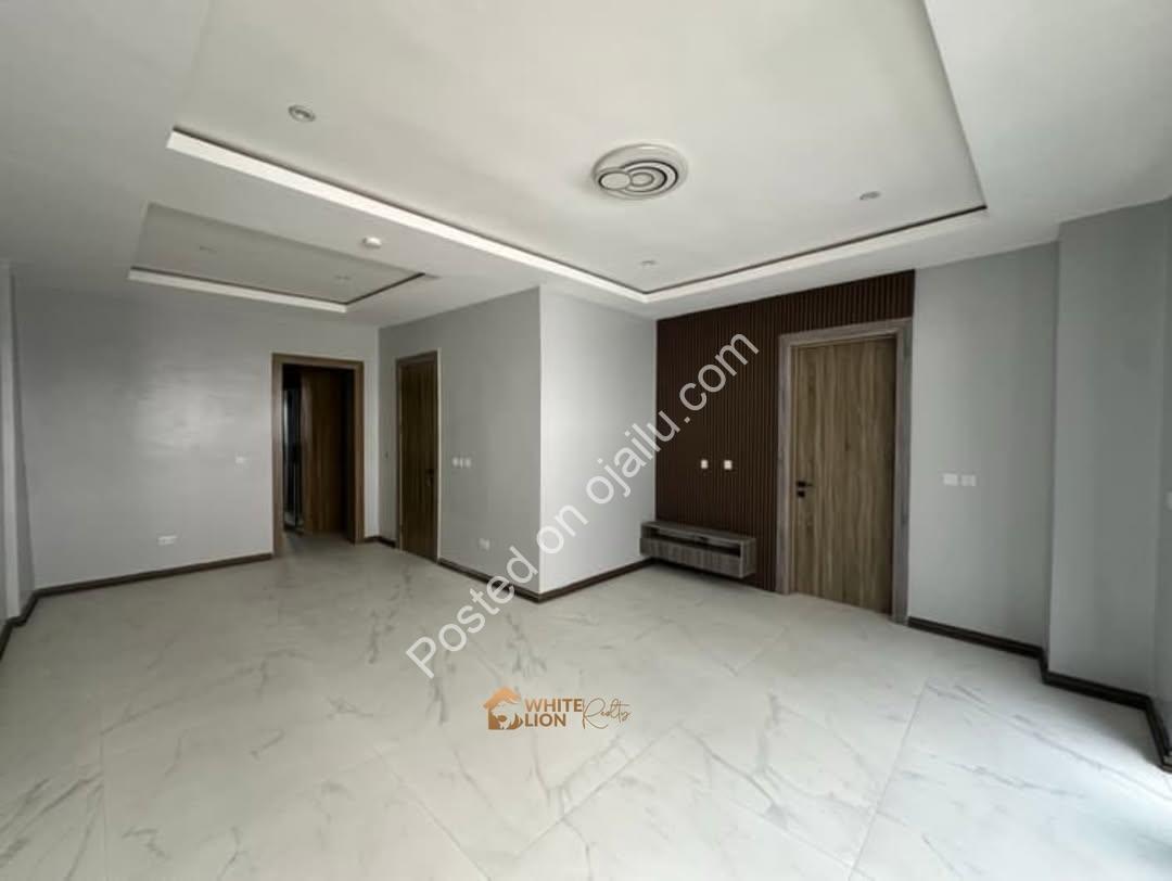 Lekki’s Finest 4-Bed Maisonette with Resort-Style Pool