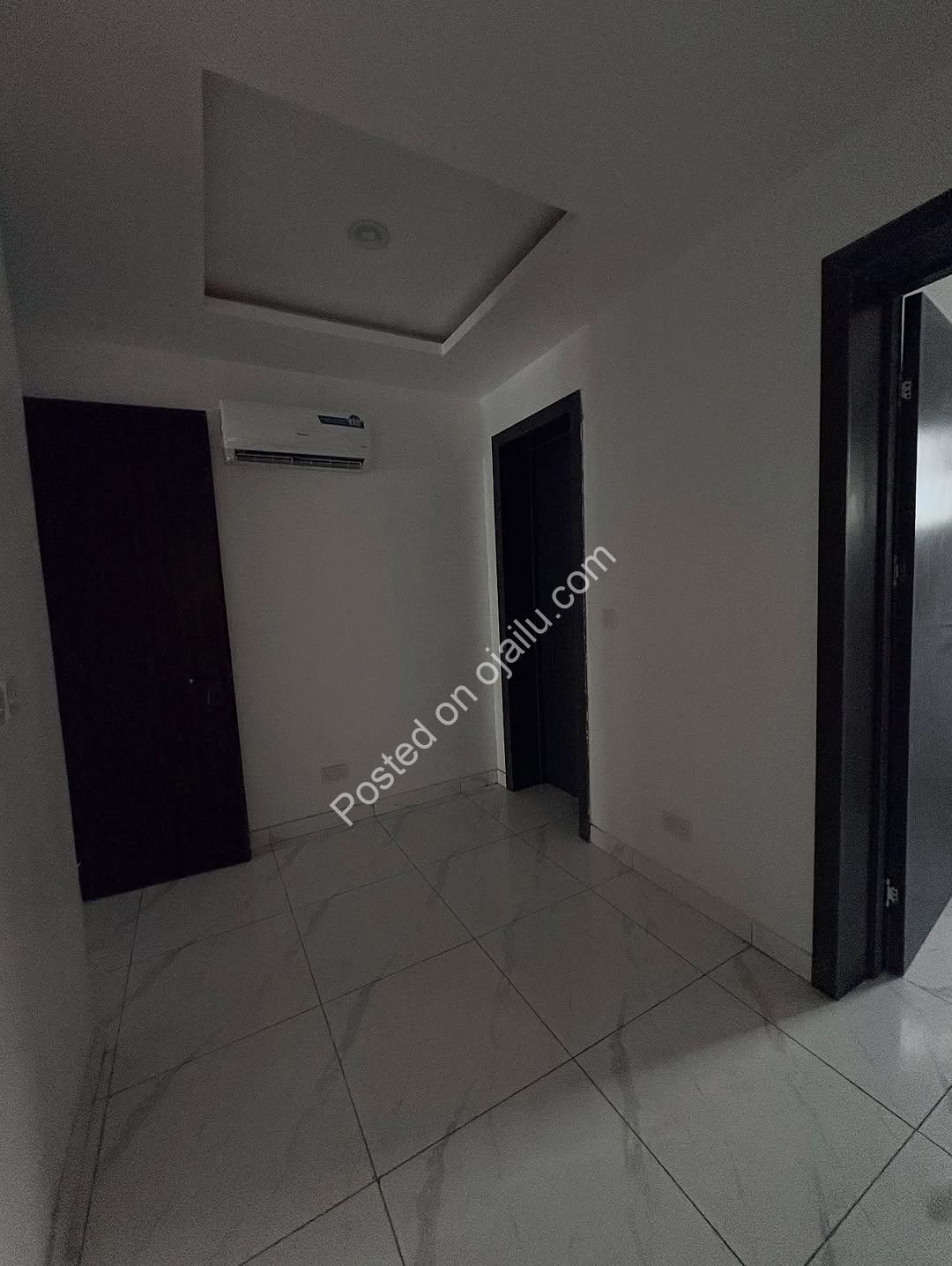 Elevator to Elegance: Ikate’s Premier 3-Bedroom Haven