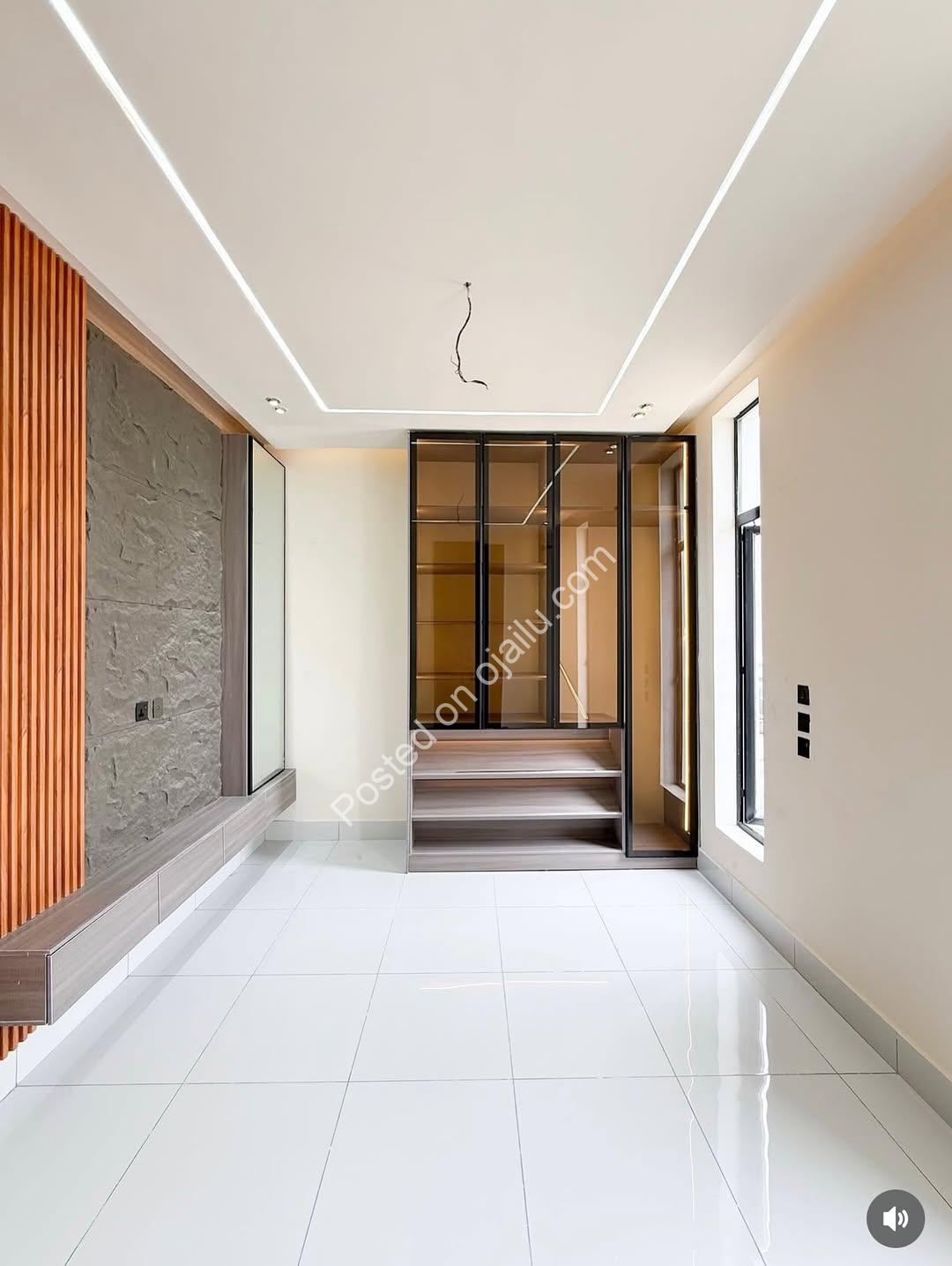 Lekki’s Ultimate 5-Bedroom Smart Estate Masterpiece