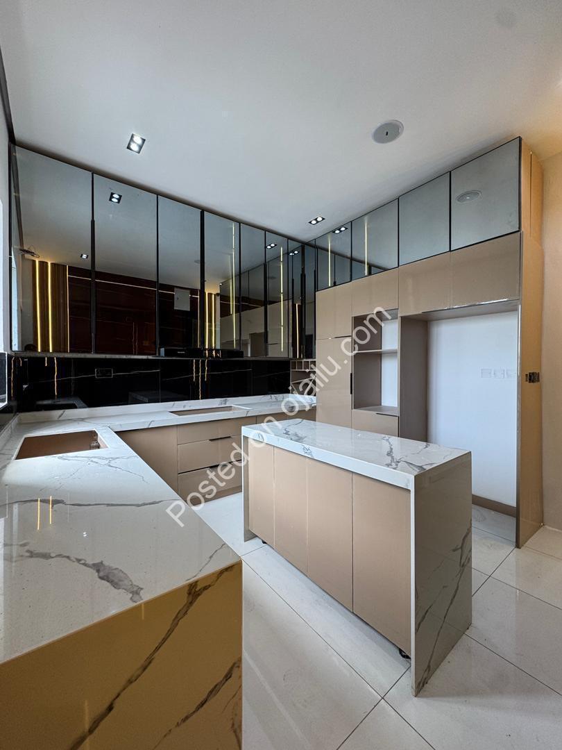 Lekki Luxury: 4-Bed Ensuite Duplex with BQ