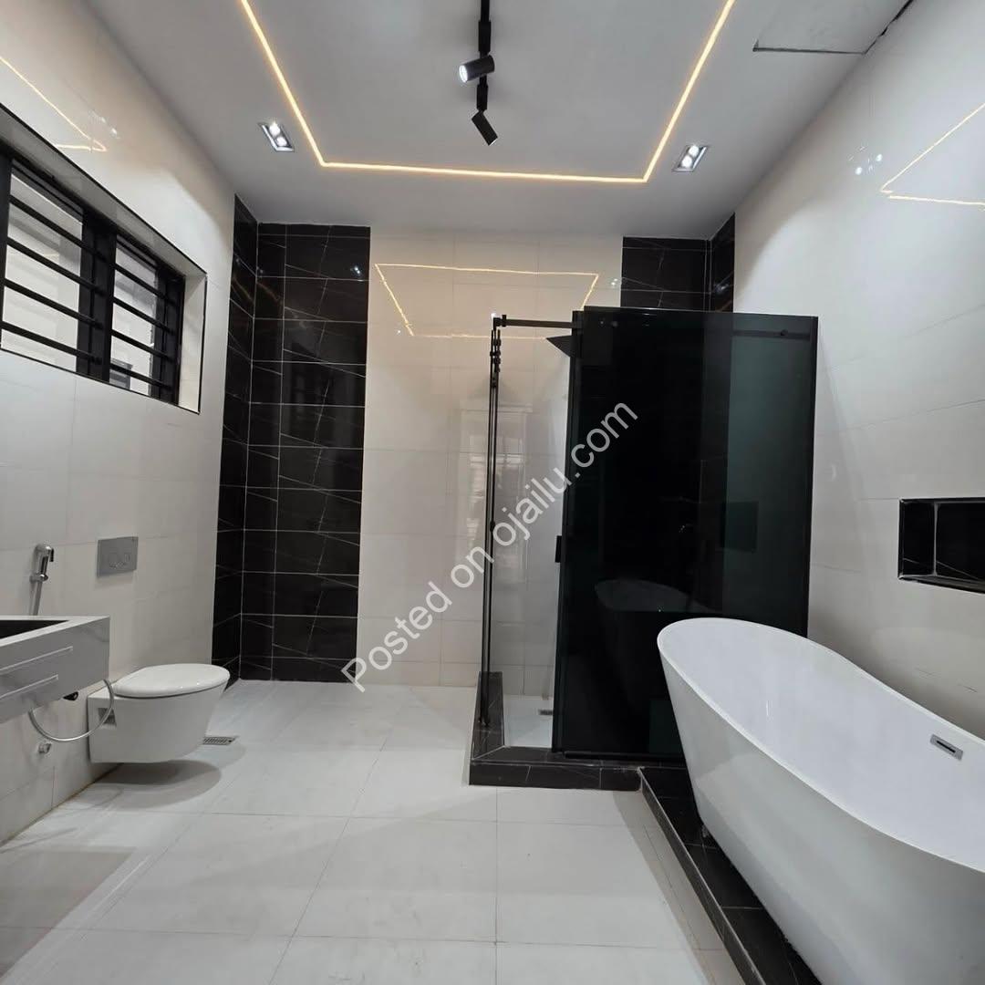 Luxury 5-Bed Duplex with Pool in Lekki