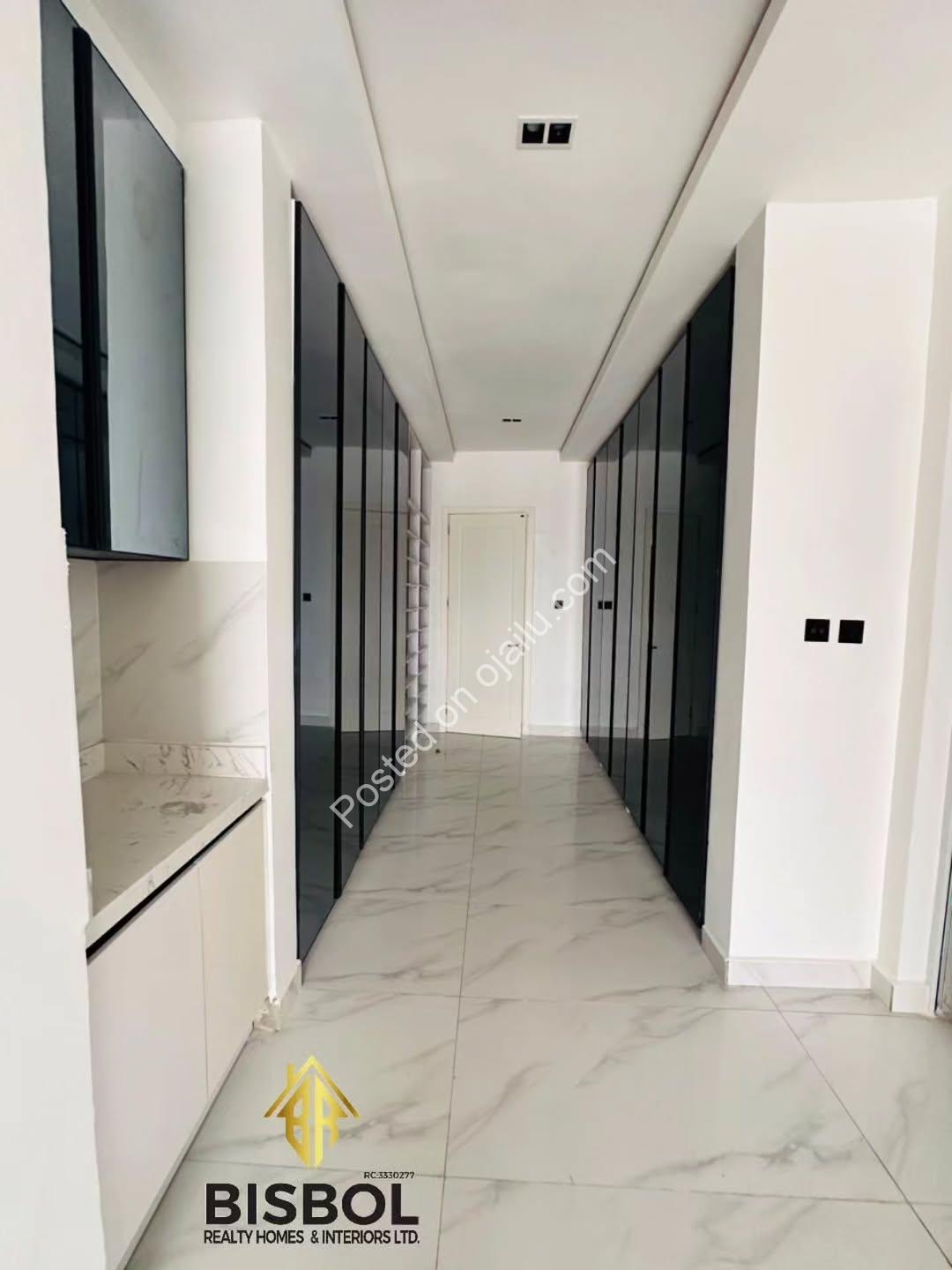 Lekki’s Ultimate 5-Bedroom Luxury Estate Home