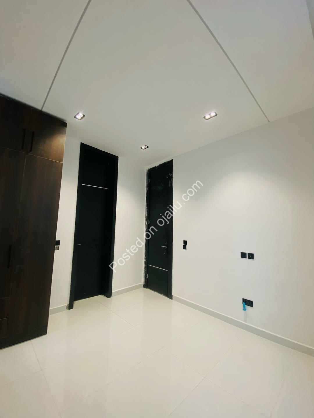 Elegant 5-Bedroom Haven in Prestigious Chevron