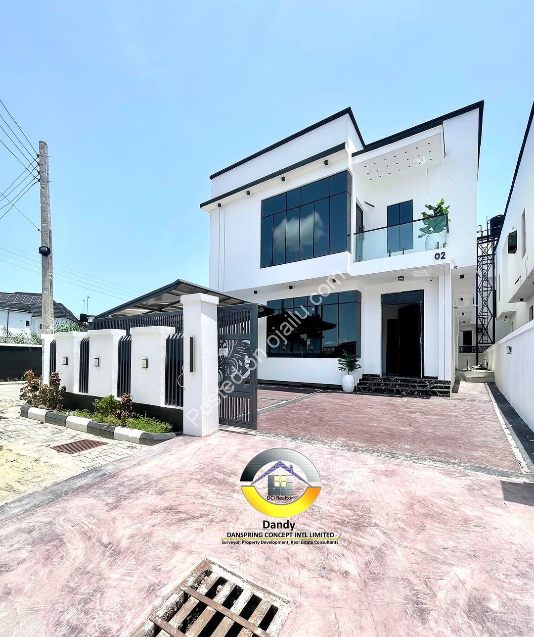 Lekki’s Newest 5-Bedroom Oasis with Pool