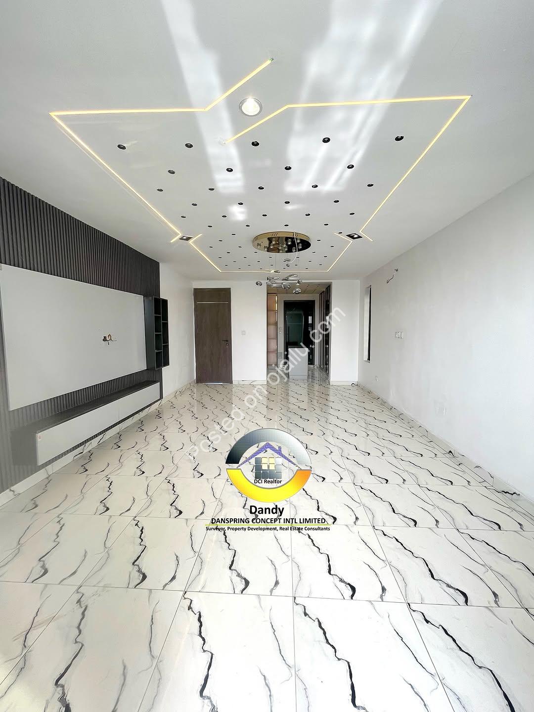 Lekki’s Ultimate 5-Bedroom Oasis with Pool & Rooftop