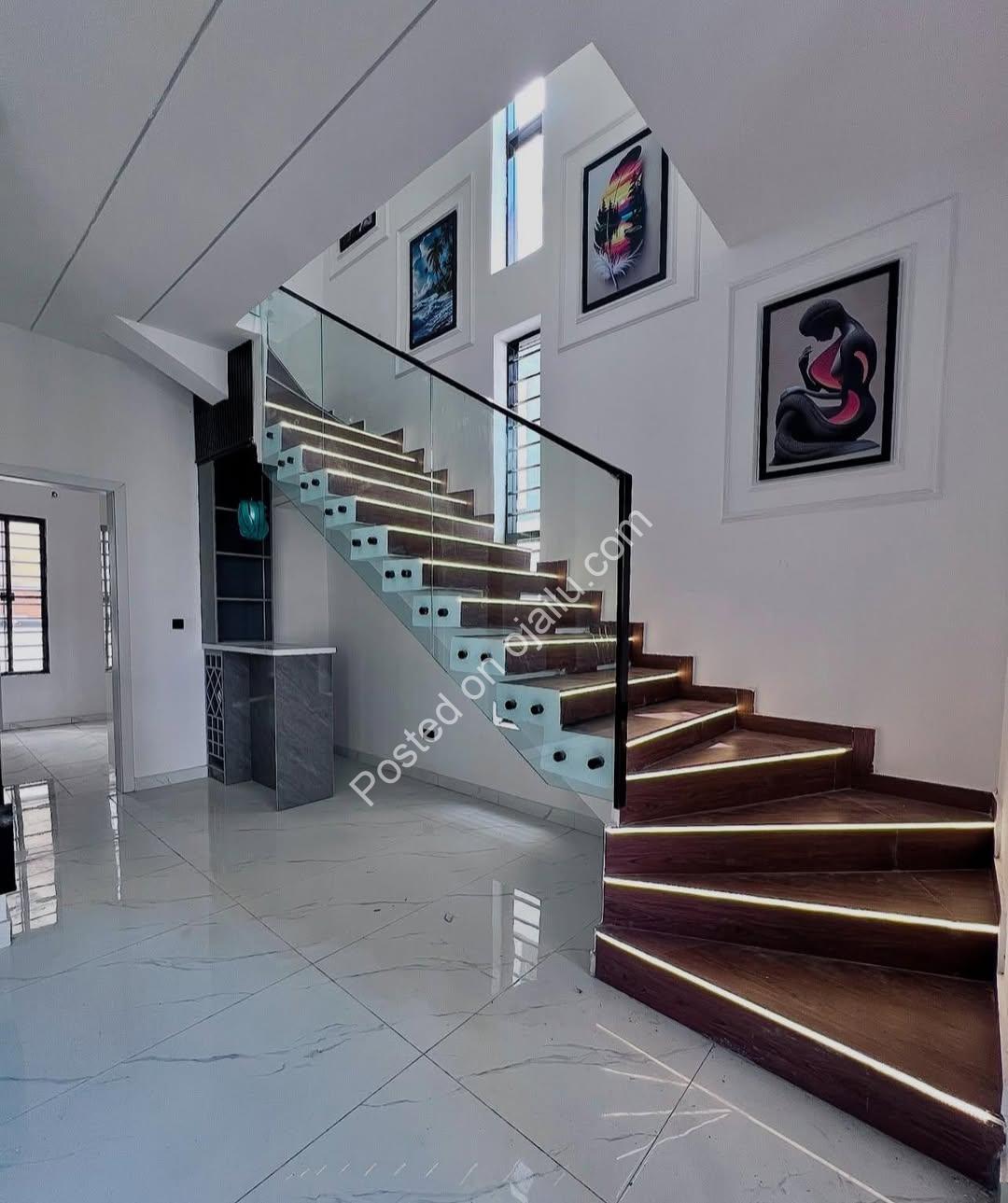 Chevron’s Finest: 5-Bedroom Haven with BQ