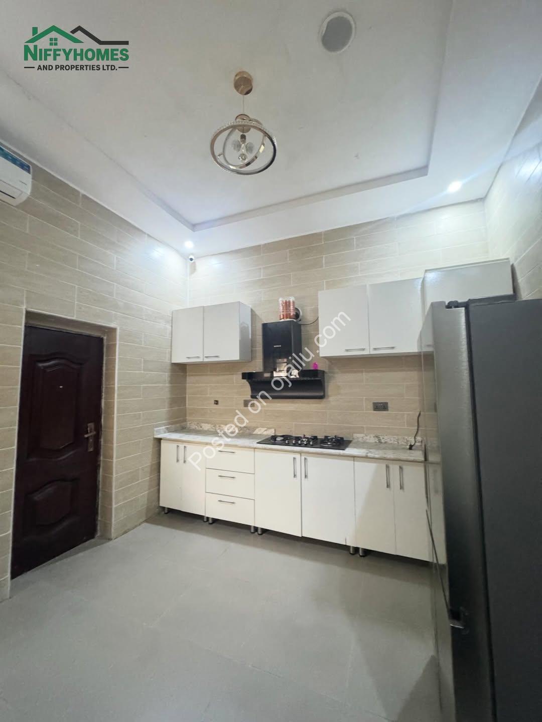 Spacious 4-Bedroom Haven in Prestigious VGC