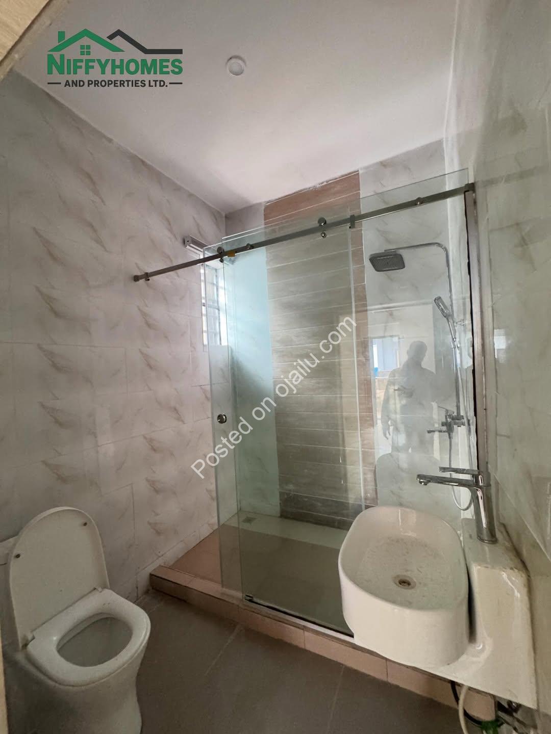 Spacious 4-Bedroom Haven in Prestigious VGC