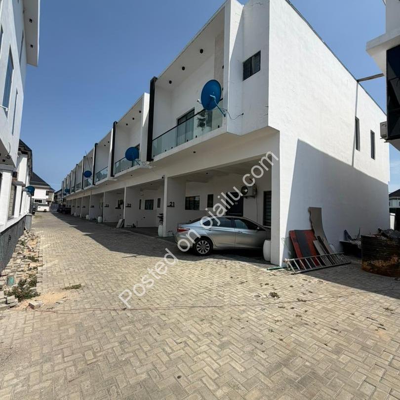 Spacious 4-Bed Terrace Duplex in Prime Ikota