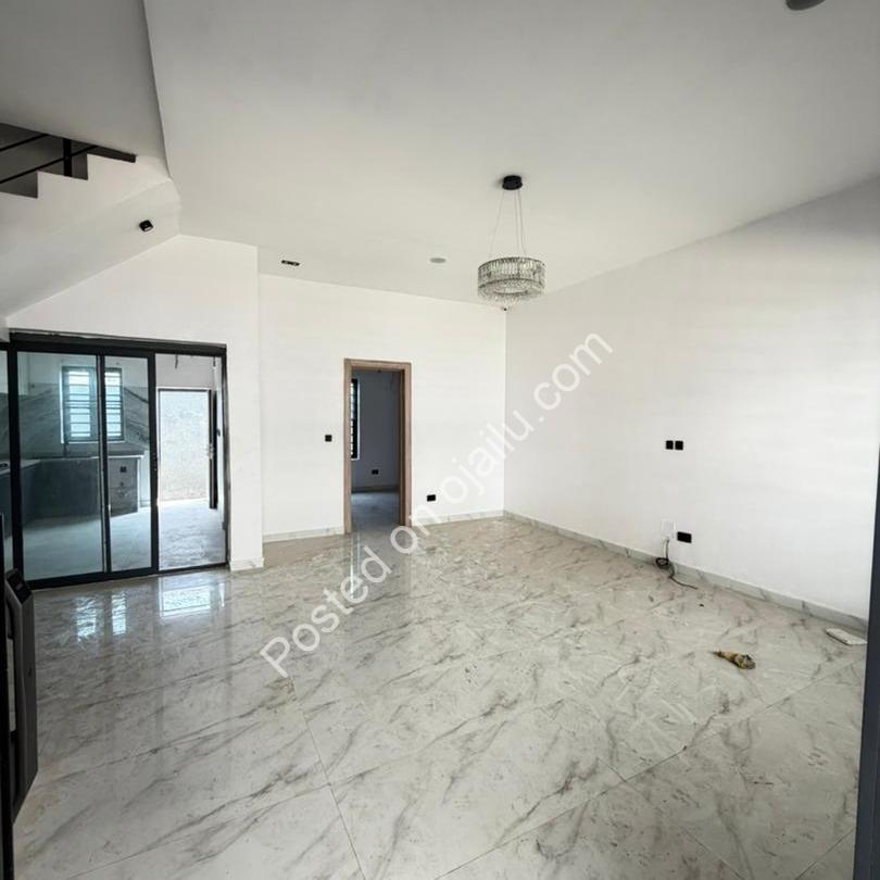 Spacious 4-Bed Terrace Duplex in Prime Ikota