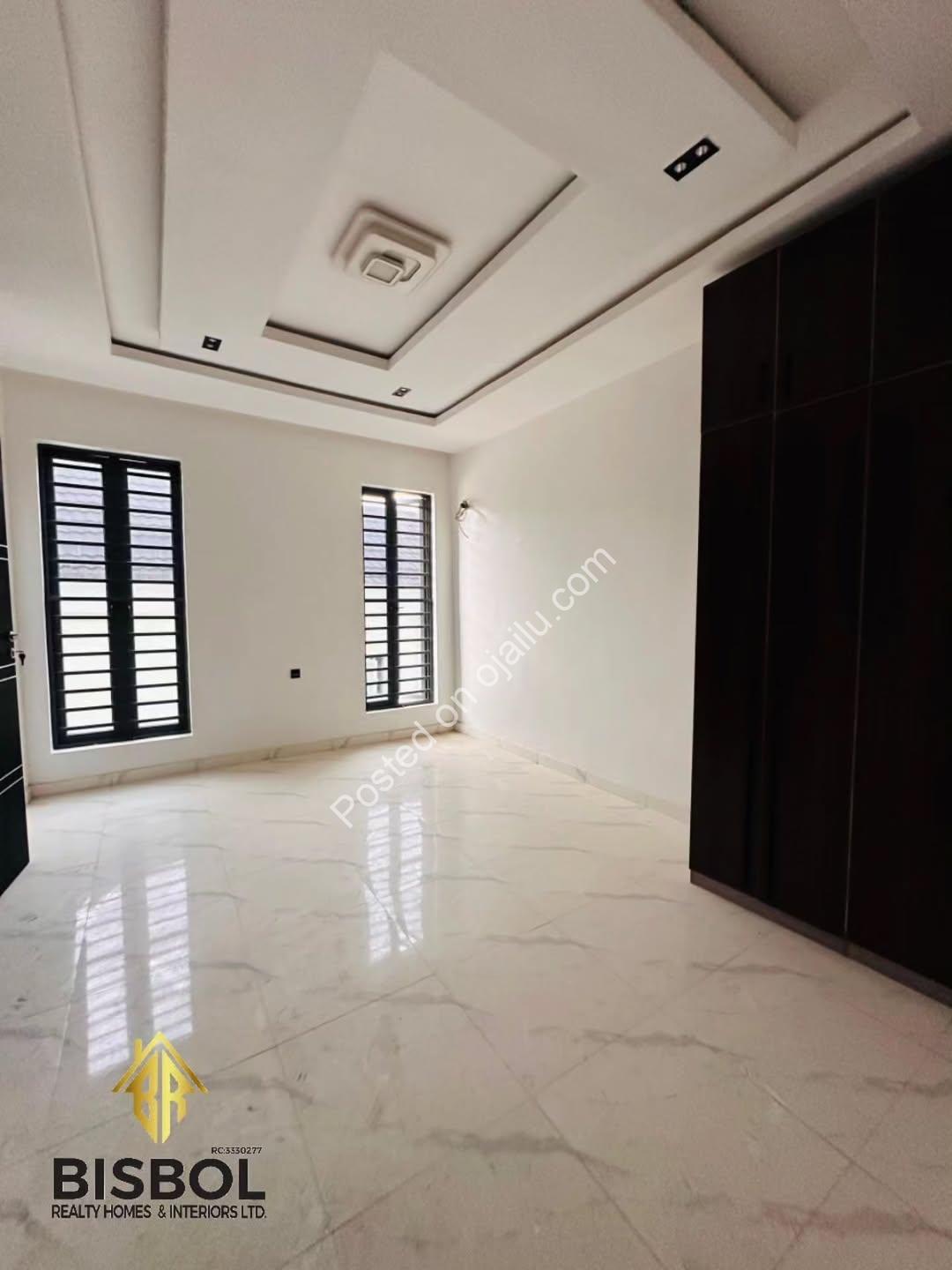 Move-In Ready 5BR Dream Home in Lekki