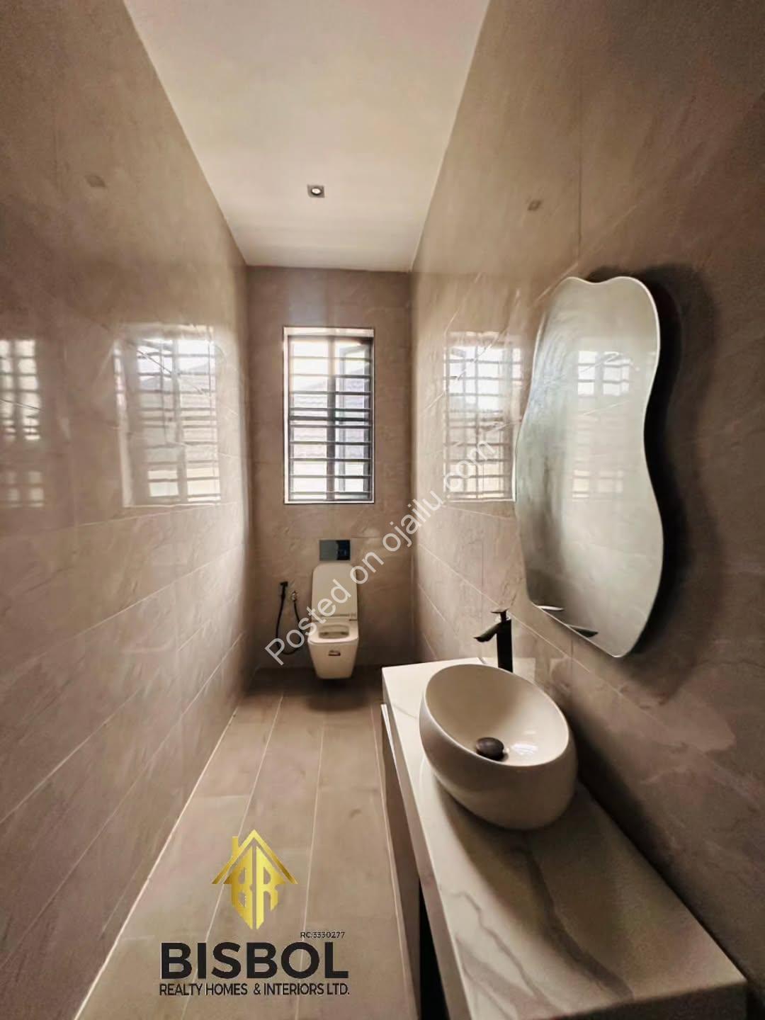 Move-In Ready 5BR Dream Home in Lekki