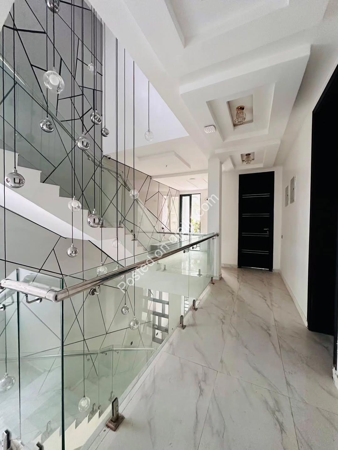 Move-In Ready 5BR Dream Home in Lekki