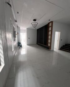 3866491844536478855_img_2