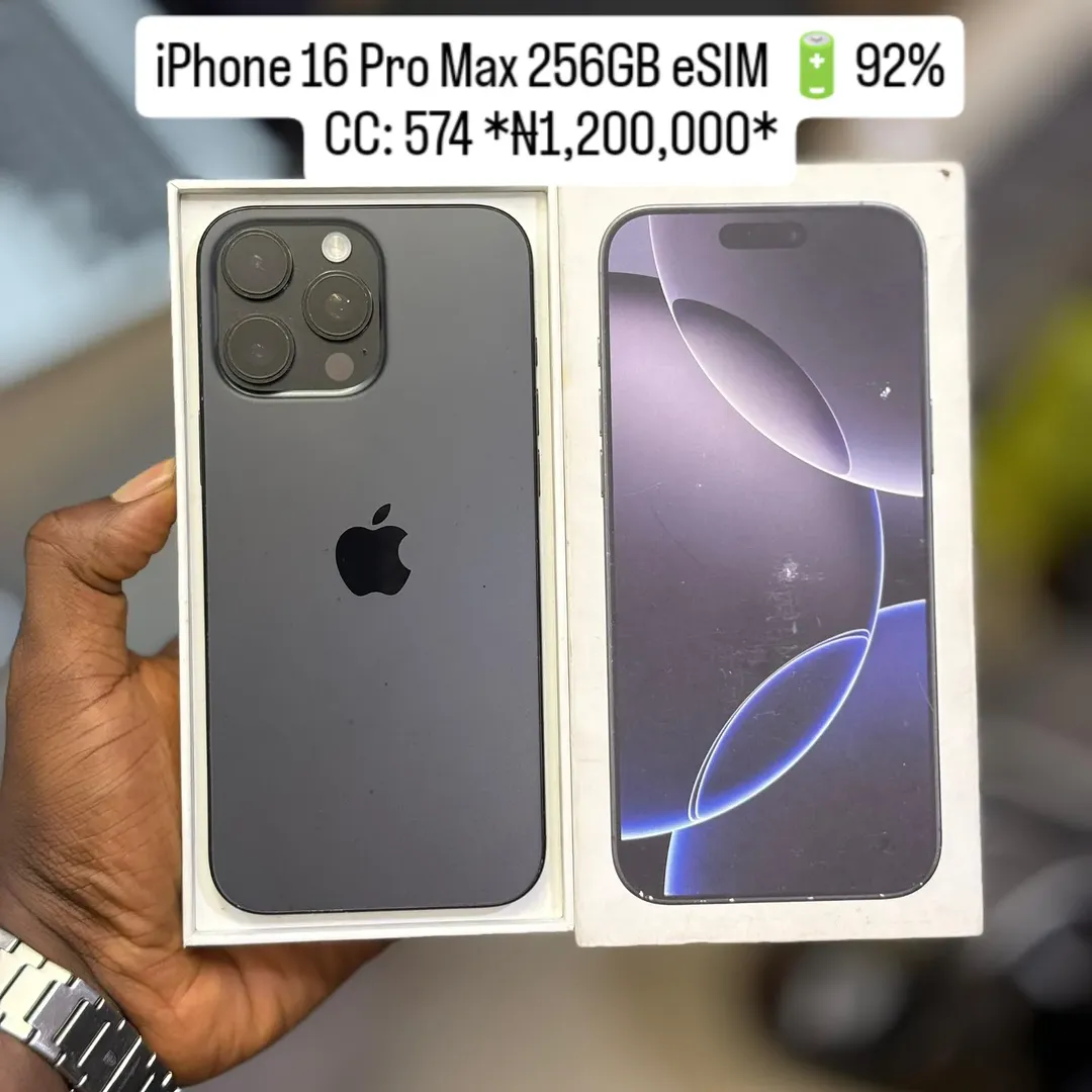 iPhone 16 Pro Max 256GB: Premium Power, 92% Battery Life