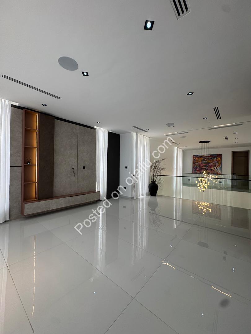 Ikate’s Ultimate 5-Bed Estate: Pool, Elevator & Total Luxury