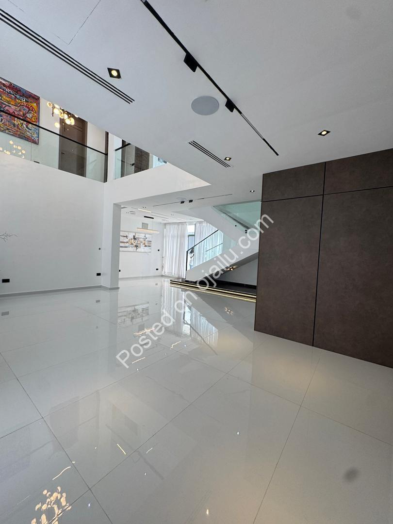 Ikate’s Ultimate 5-Bed Estate: Pool, Elevator & Total Luxury