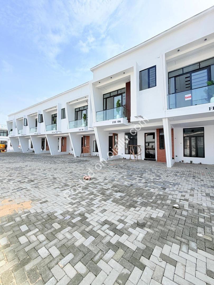 Elegant 3-Bed Terrace Duplex in Prime Ikota