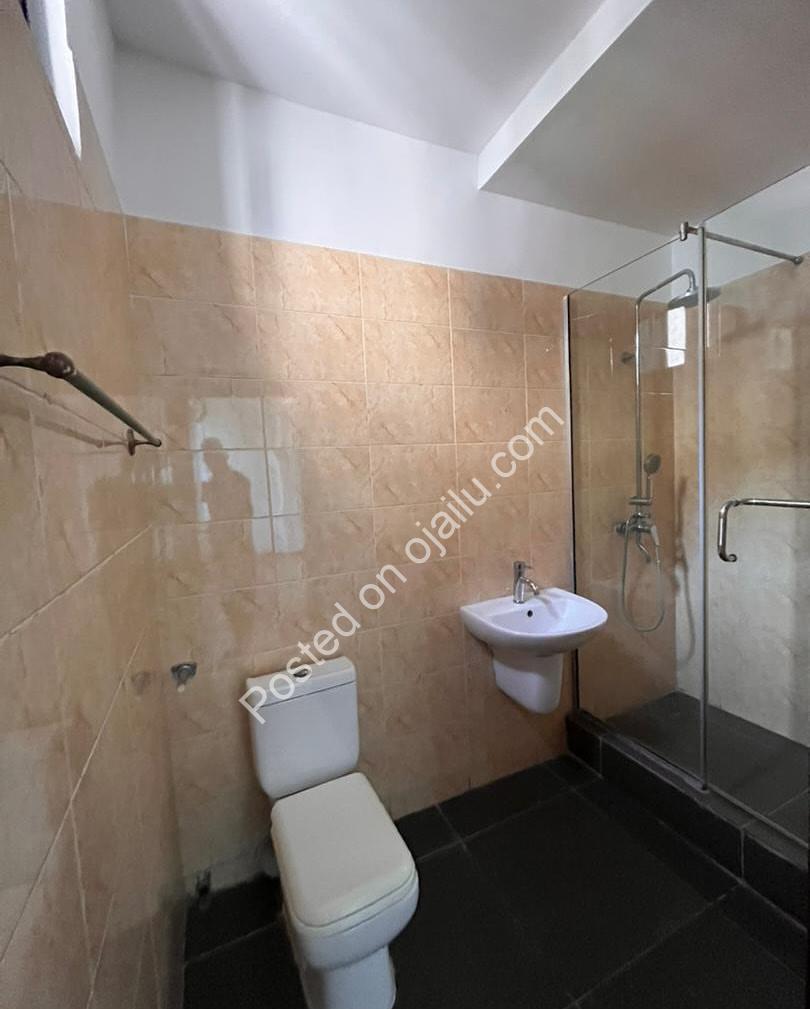 Spacious 3-Bed Ensuite Gem in Prime Lekki Phase 1