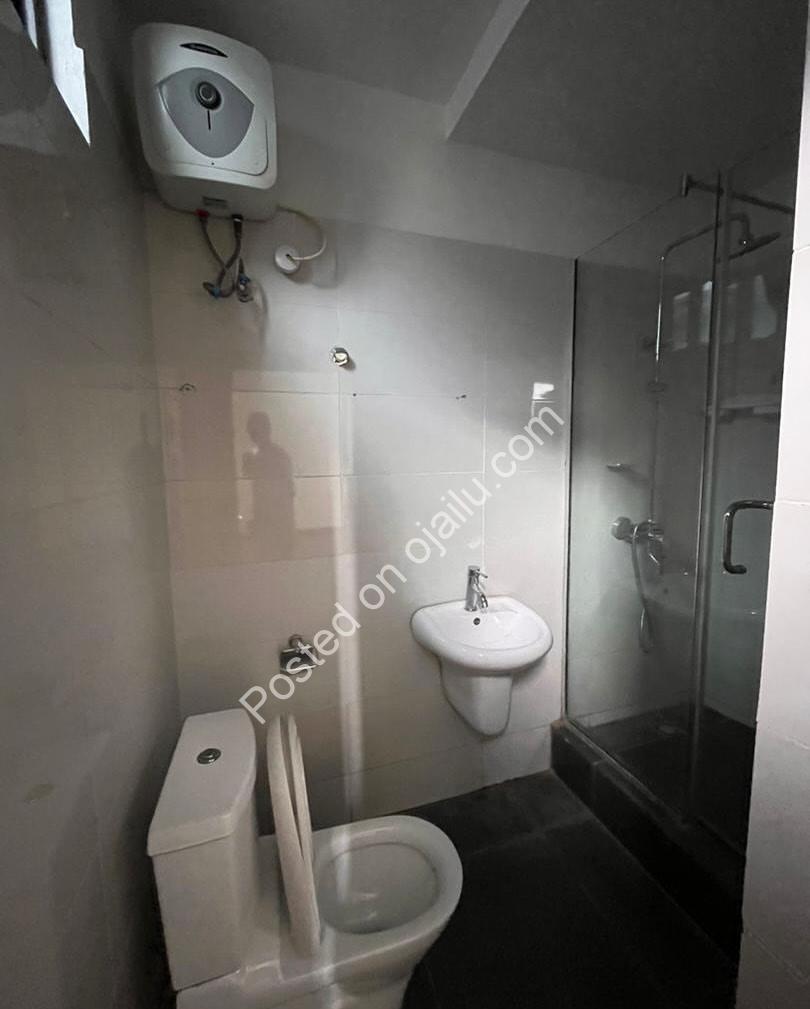 Spacious 3-Bed Ensuite Gem in Prime Lekki Phase 1