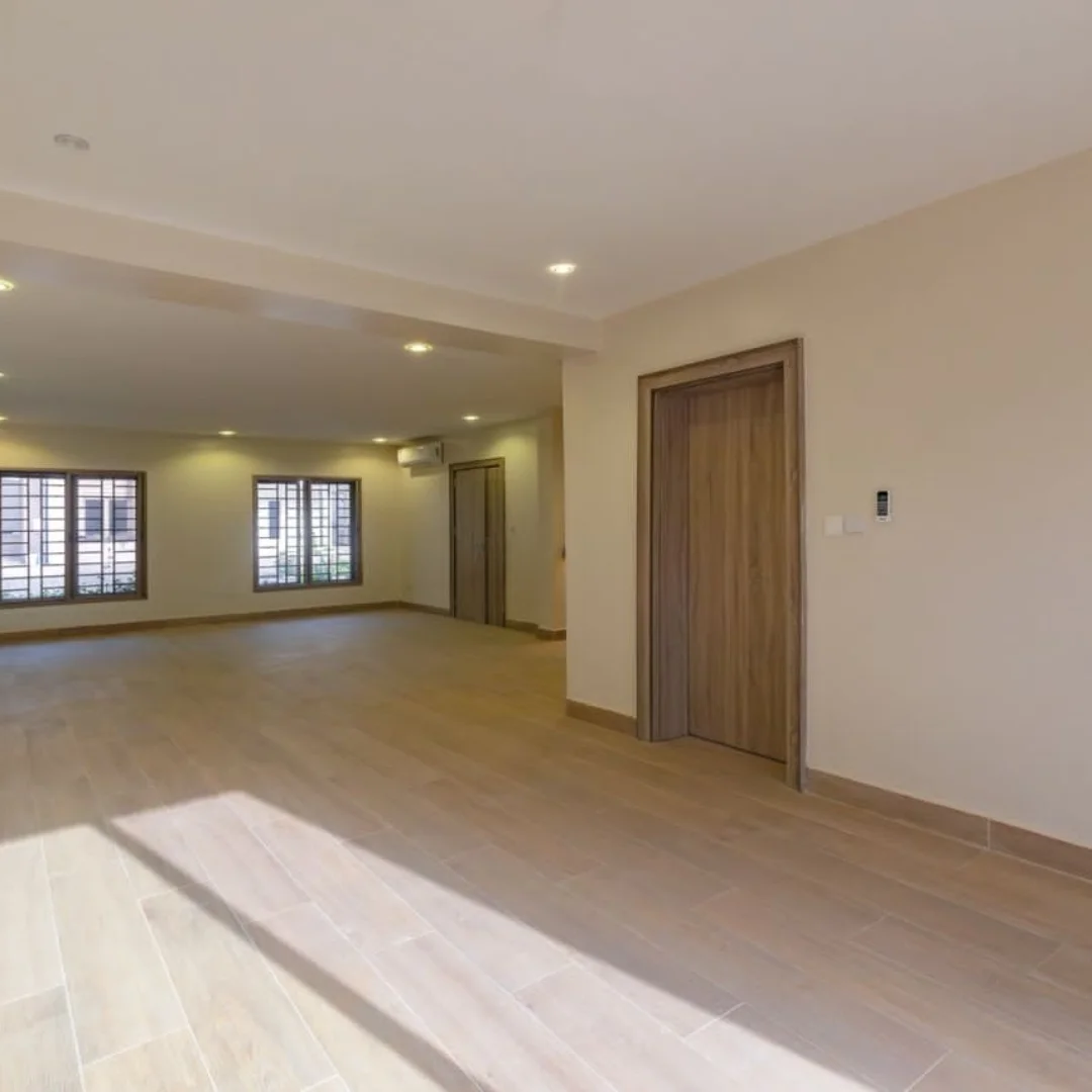 Serene Asokoro Oasis: 3BR Duplex with Pool