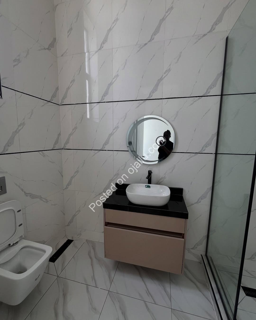 Lekki’s Ultimate 5-Bedroom Haven with Pool & BQ