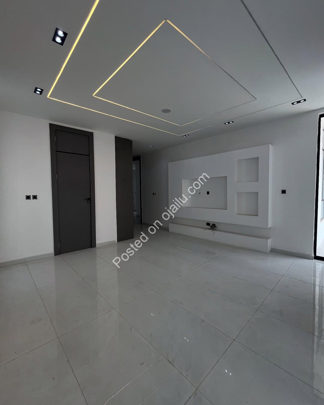 5-Bedroom Haven in Chevron: Luxury Living Awaits