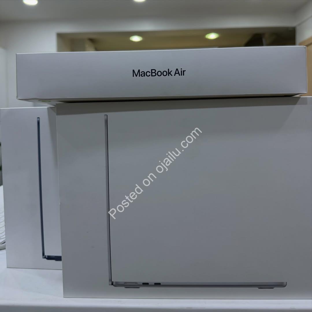 Unleash M5 Power: Sleek MacBook Air, Lightning Fast